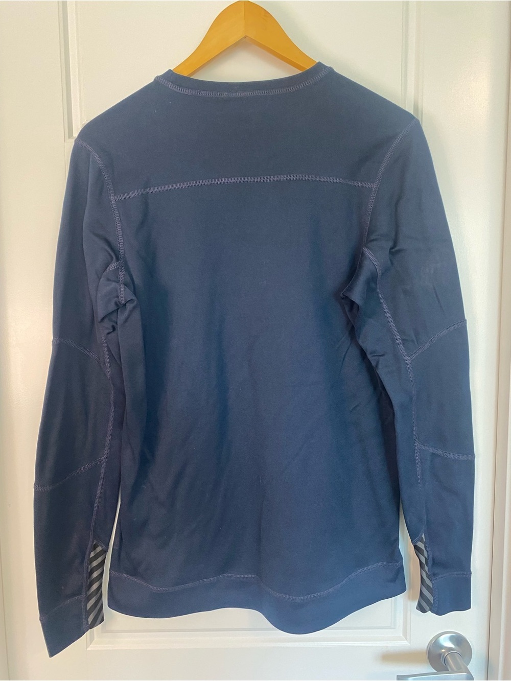 Helly Hansen HH Workwear Base Layer Thermal Shirt Navy Blue Long Fit Size M - Picture 8 of 12